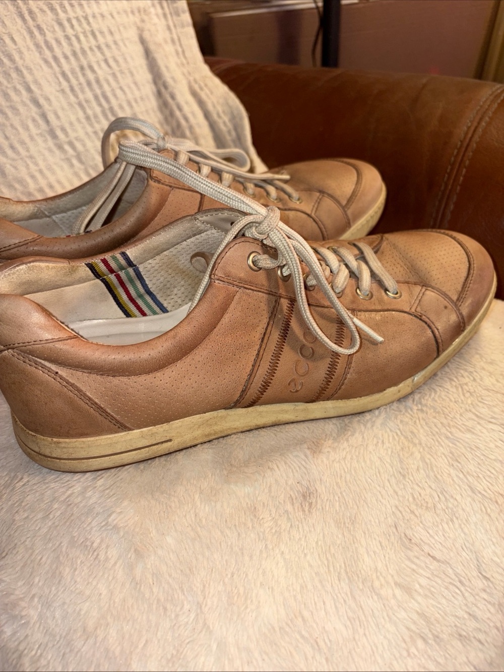 Ecco Men’s Leather Sneakers in Tan with Cream Laces
